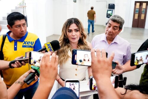 Alcaldesa Maryjose Gamboa. Atención legal al asunto del relleno del manglar