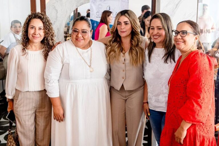 La Presidenta Municipal de Boca del Río, Maryjose Gamboa, se reunió con integrantes de la CANIRAC Veracruz