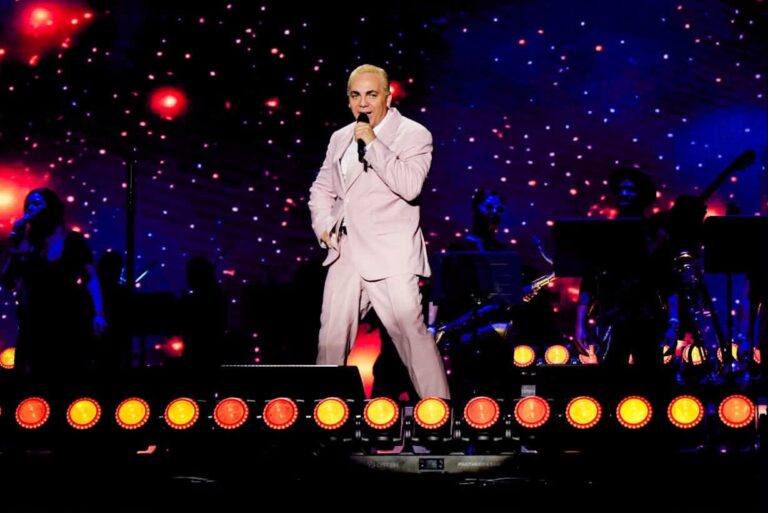 Con la presentación de Cristian Castro, la alcaldesa, Maryjose Gamboa, cierra con éxito las fiestas de Santa Ana 2026