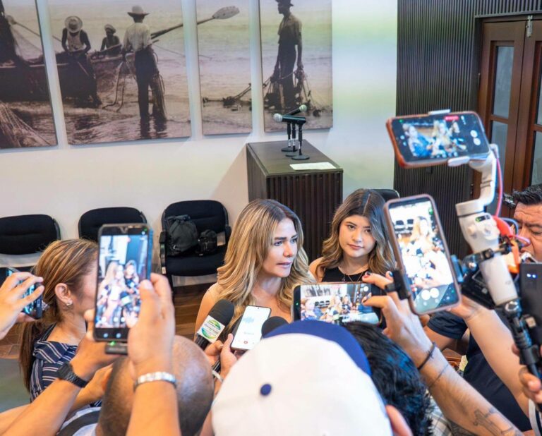 Gobierno municipal presidido por Maryjose Gamboa refrenda su compromiso de dar certeza jurídica a las familias