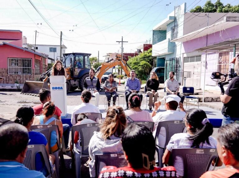 Maryjose Gamboa Torales dio el arranque a los trabajos de pavimentación con concreto asfáltico