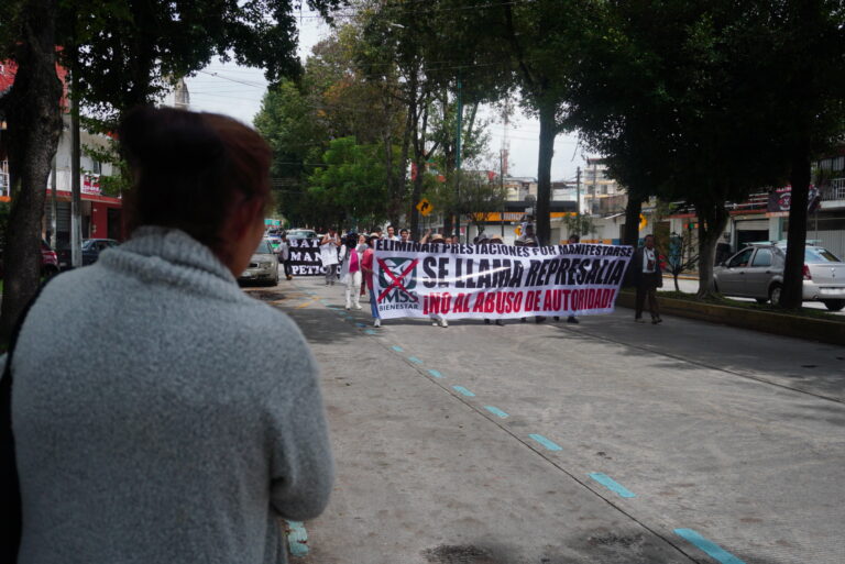 Otra manifestación en contra de Roberto Ramos Alor, delegado del IMSS Bienestar en Veracruz/Foto de Yerania Rolón